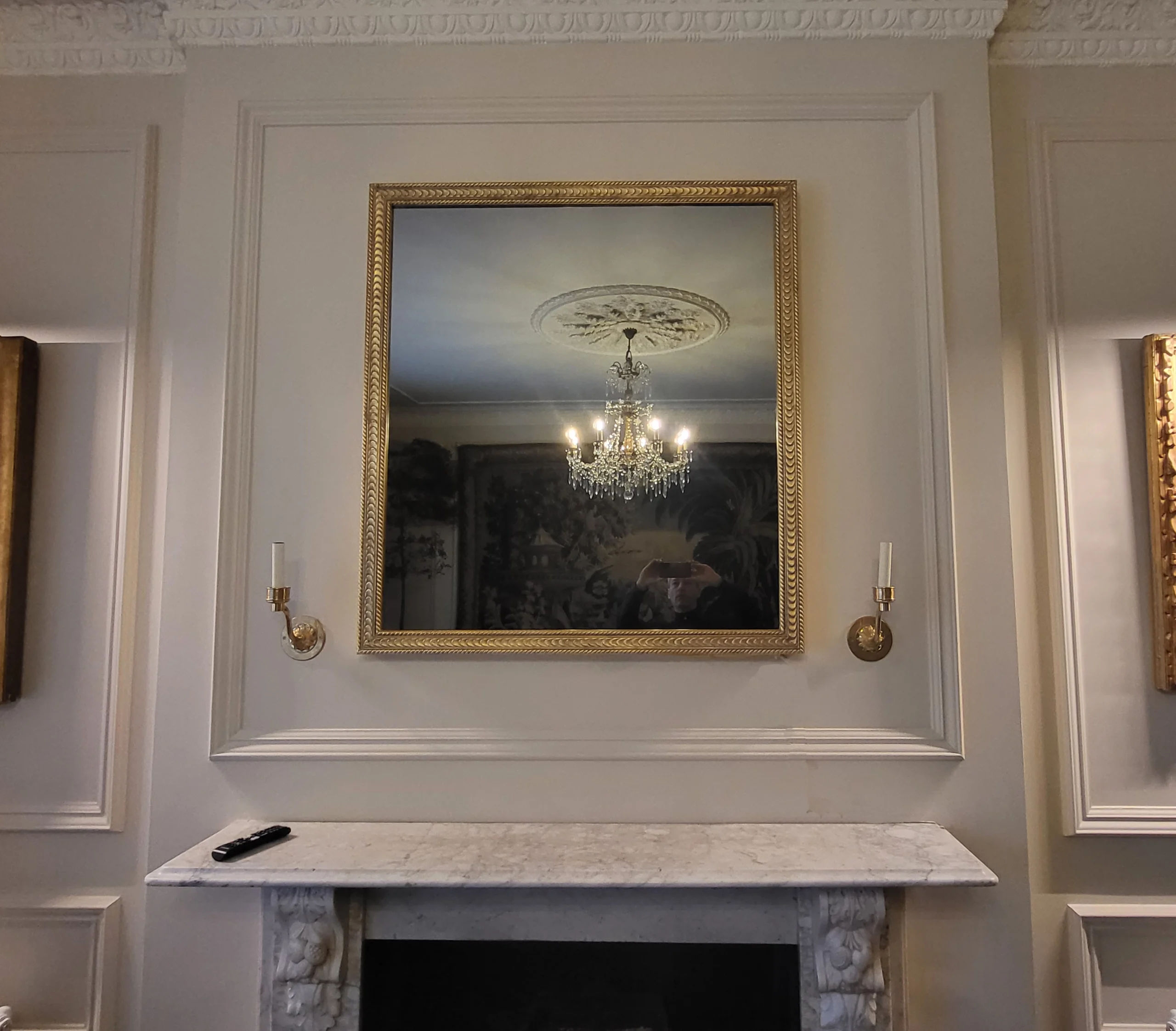 Bespoke Mirror TV Frame - The Houston